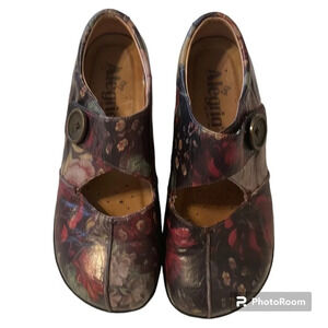 Alegria Kaitlyn Professional Dark Floral Contoured Bottom Breathable Insole 6.5